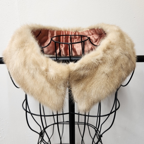 Fur Collar - Picture 2 of 4